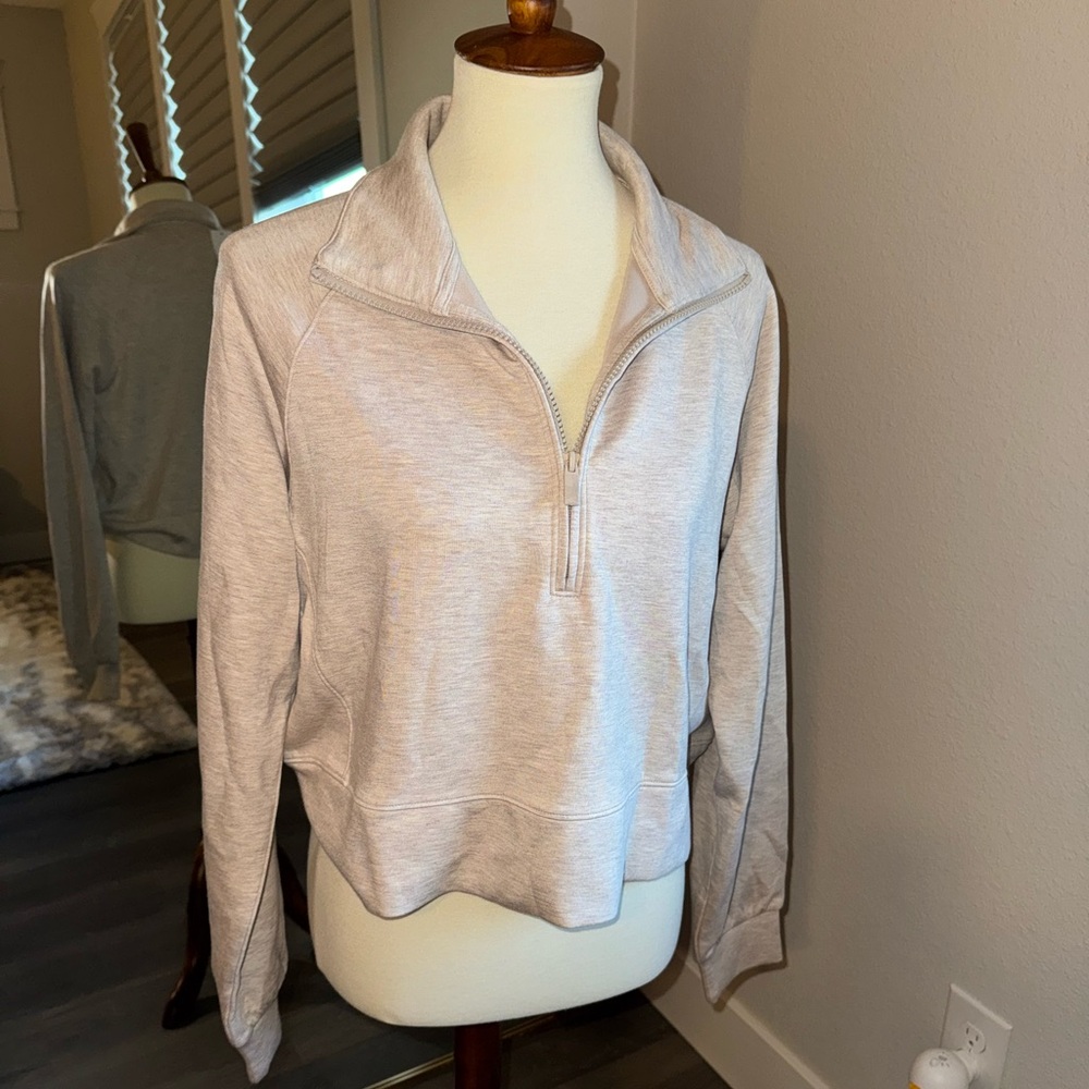 Travis Mathew Daliance Skyloft Women's Beige Quarter-Zip Pullover